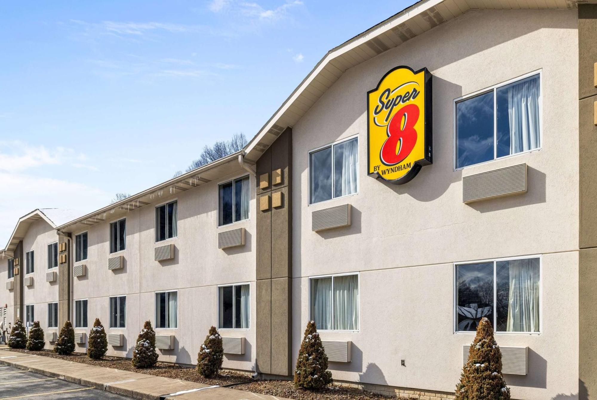 匹兹堡/门罗维尔速8酒店 蒙罗维尔 外观 照片